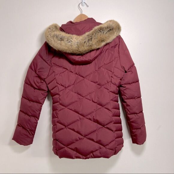 Calvin Klein Down Puffer Coat with Faux Fur Hood Burgundy Small - Picture 2 of 7